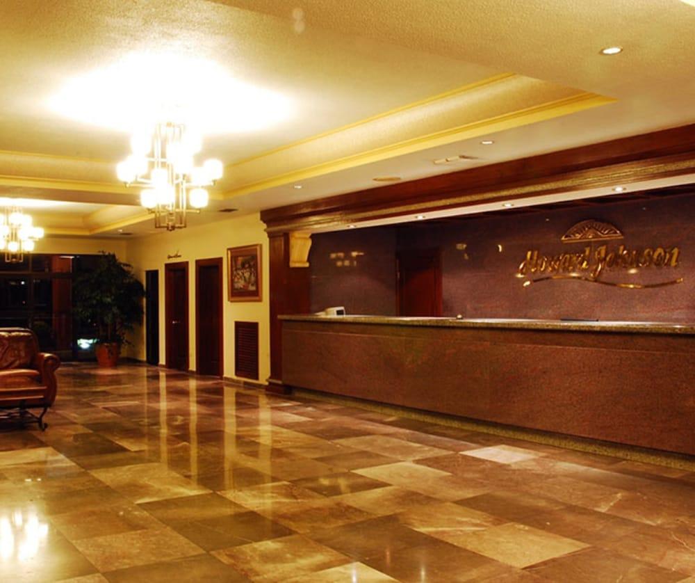 Hotel Royal Garden Reynosa Esterno foto